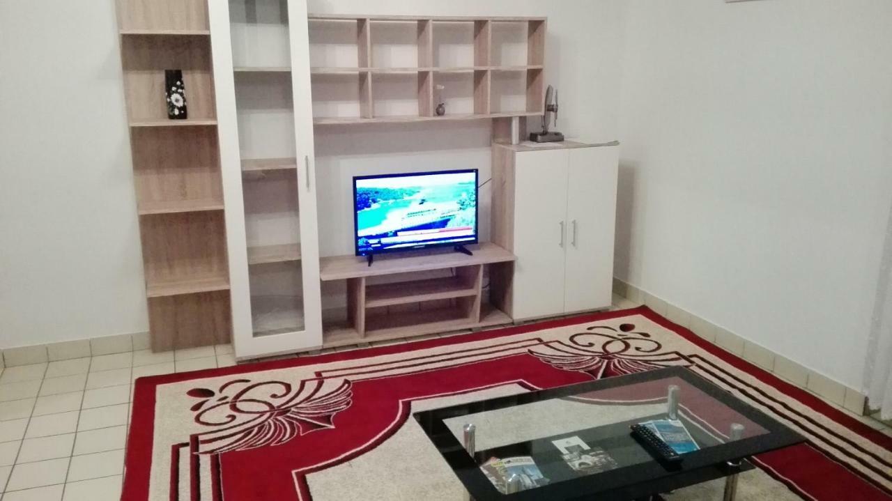 Apartments Eliva Umag Bagian luar foto